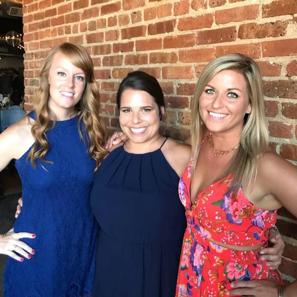 Meet your Posher, Stefanie - Picture 1 of 1